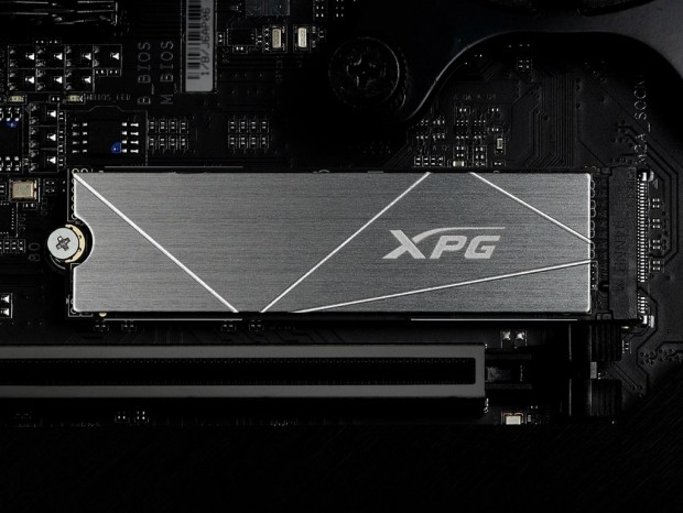 Silicon Motion製IC採用のPCIe4.0 SSD、ADATA「XPG GAMMIX S50 LITE」