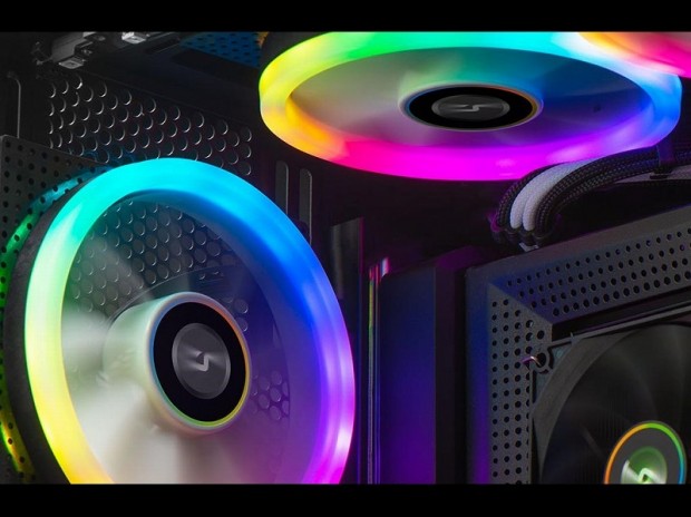 より美しい光が楽しめるオープン仕様のARGBファン、CRYORIG「Crona」発売