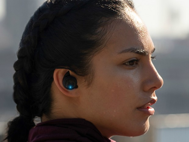 JBL、連続10時間駆動の完全ワイヤレスイヤフォン「UA TRUE  WIRELESS FLASH X」