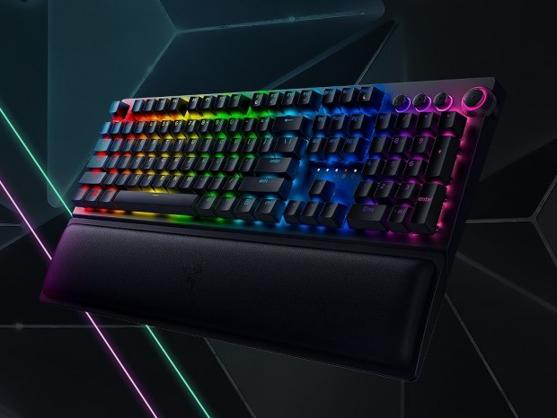 Razer初のワイヤレスキーボード「BlackWidow V3 Pro」など2製品が来月発売