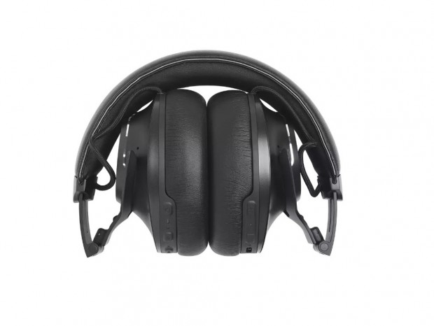 JBL、ハイブリット式ノイズキャンセリング対応ハイレゾヘッドフォン「CLUB ONE」
