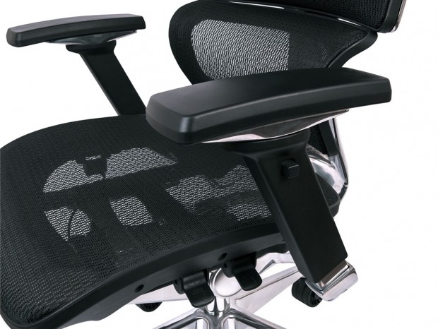 高耐久アルミとメッシュ生地のエルゴノミクスチェア、Thermaltake「CYBERCHAIR E500」