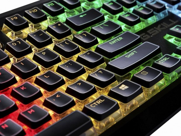 G.SKILL、イルミネーションが透過する2層構造キーキャップ「Crystal