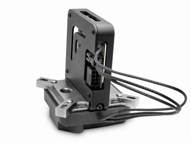 EK、ペルチェ式で限界突破するウォーターブロック「EK-QuantumX Delta TEC」を開発