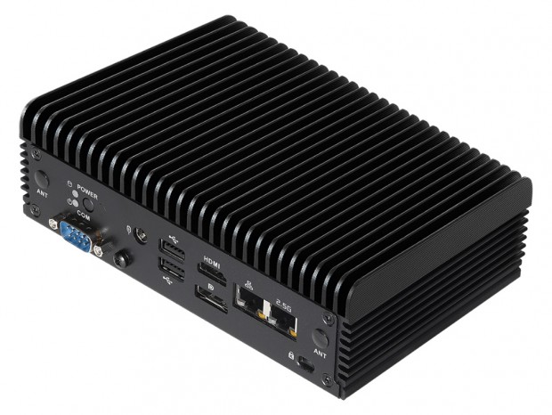 Ryzen Embedded V2000搭載の小型ファンレスPCがASRock Industrialから