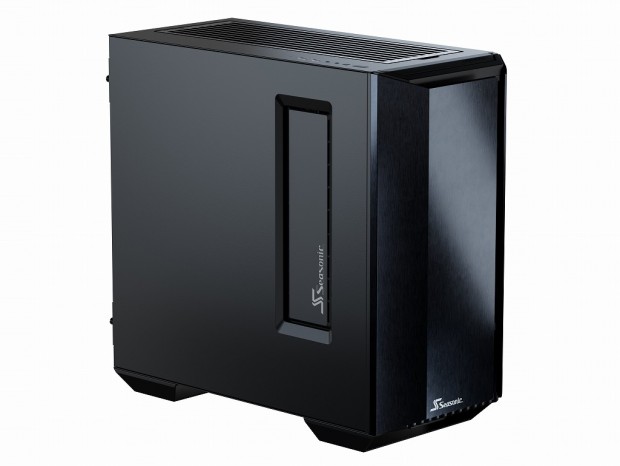 Seasonicが提案する、最適配線のための倒立ミドルタワー「Seasonic SYNCRO Q7」