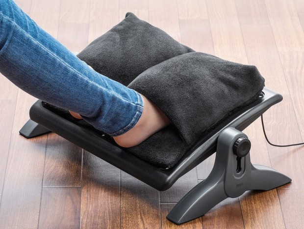 絶対に暖かい 足をすっぽり入れてぬくぬくできるフットレストがサンワから エルミタージュ秋葉原 絶対に暖かい 足をすっぽり入れてぬくぬくできるフットレストがサンワから エルミタージュ秋葉原