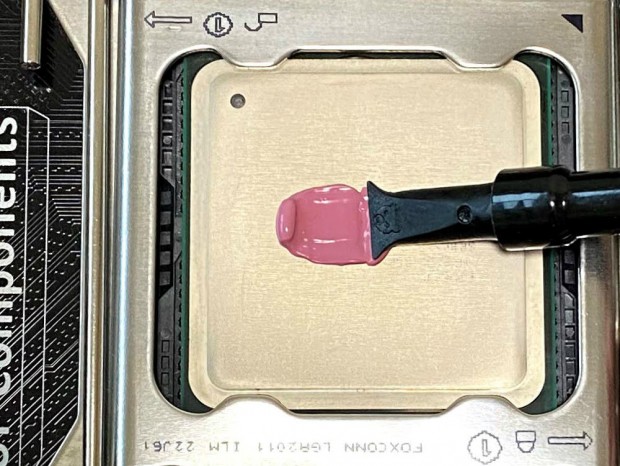 熱伝導率14.2W/mkの超高性能サーマルグリス、Thermal Grizzly「Kryonaut Extreme」