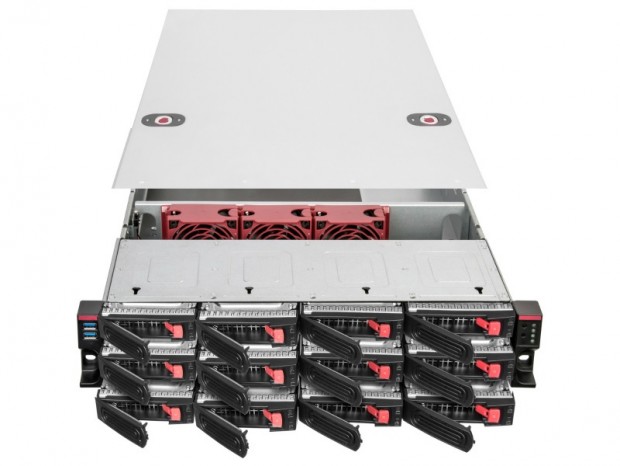 12基のホットスワップベイを搭載する2Uケース、SilverStone「RM22-312」発売