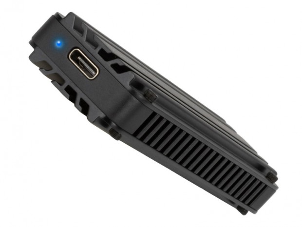 USB3.2 Gen.2×2接続のNVMe M.2 SSDケース、SilverStone「MS12」