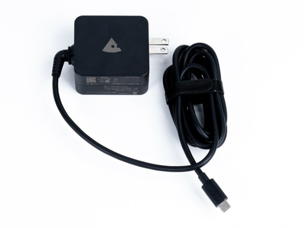 マウスコンピューター、最大出力65WのUSB PD対応小型AC充電器発売
