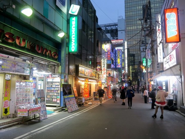 秋葉原主要店舗 年末年始営業時間リスト エルミタージュ秋葉原