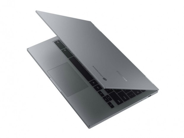Samsung、世界初QLED搭載の最新世代「Galaxy Chromebook 2」発売。価格はお手頃約550ドルから