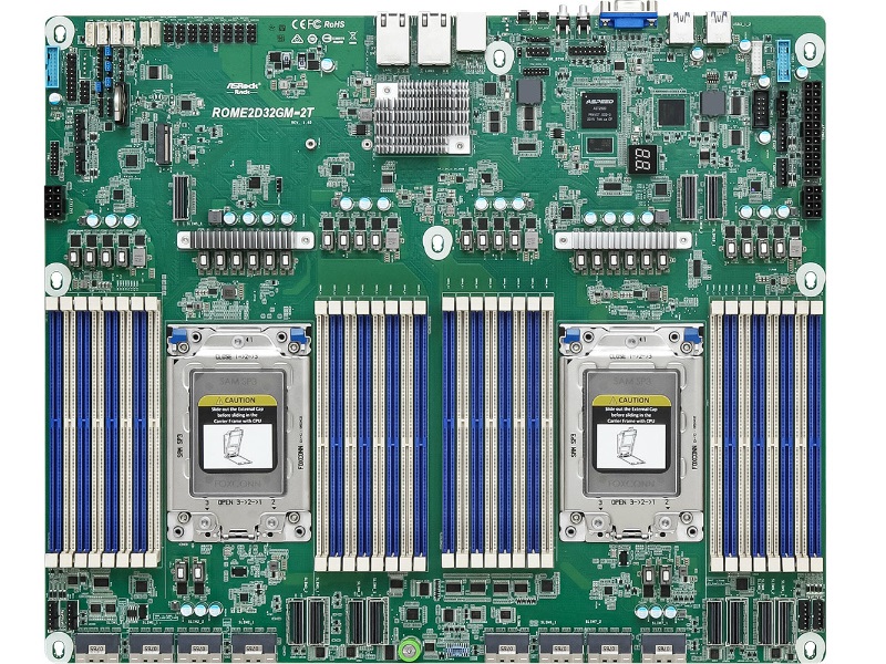 マザーボード 32台のSATAドライブを接続できるサーバー向けマザーボードがASRock
