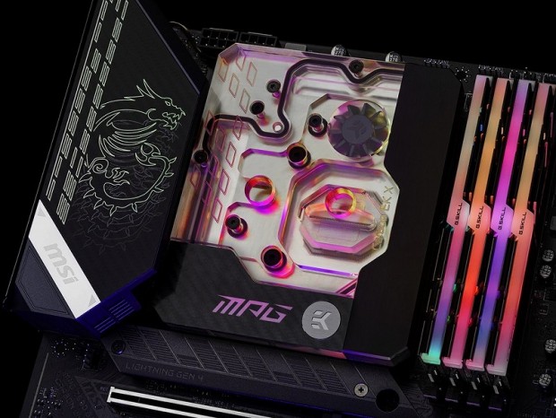 EK×MSI、フローメーター付き水冷装備のZ590マザー「MPG Z590 CARBON EK X」