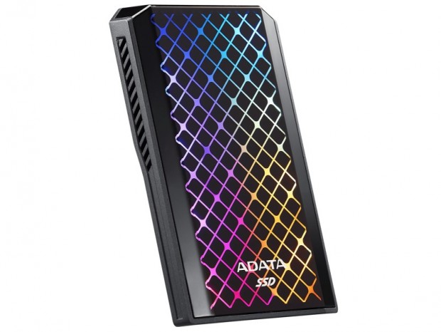 RGBイルミネーション搭載のUSB3.2 Gen.2×2ポータブルSSD、ADATA「SE900G」