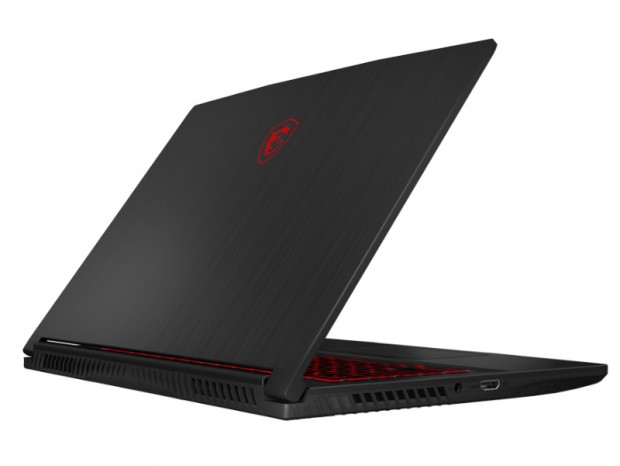 MSI、GeForce RTX 3060を搭載した15.6型ゲーミングノートPCのAmazon限定モデル発売
