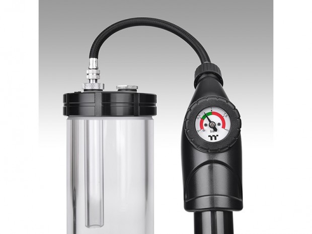 注入せずに事前チェックできる、Thermaltake「Pacific Leak Tester」