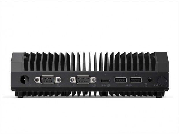 Lenovo、5G化も可能な第11世代Core vPro搭載のファンレス産業用PC「ThinkEdge SE30」