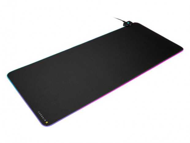3ゾーンRGB LED搭載の大判マウスパッド、CORSAIR「MM700 RGB」発売