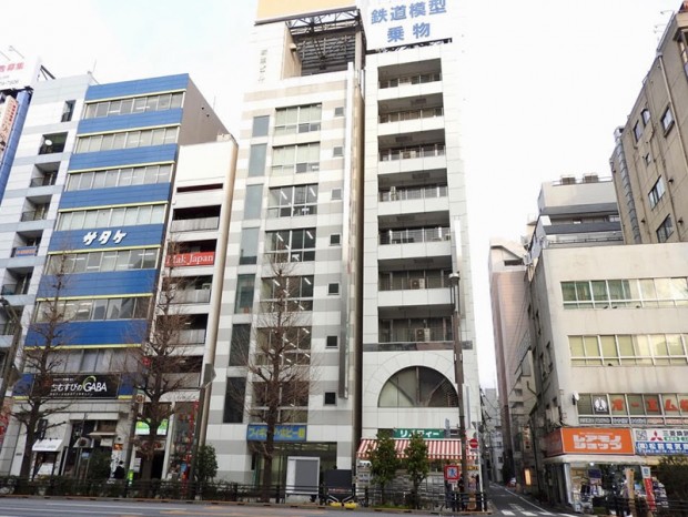 eearphonenew_800x600a