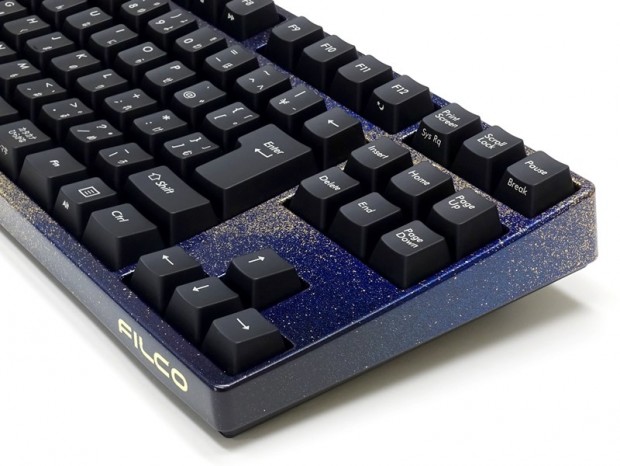 ダイヤテック、伝統技法の「漆塗りキーボード」にテンキーレスの新バリエーション追加