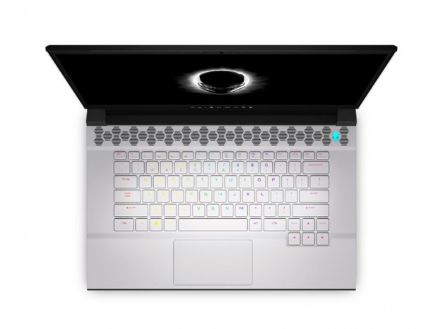 デル「Alienware m15/m17 R4」にCHERRY MX Ultra Low Profile搭載オプションを追加