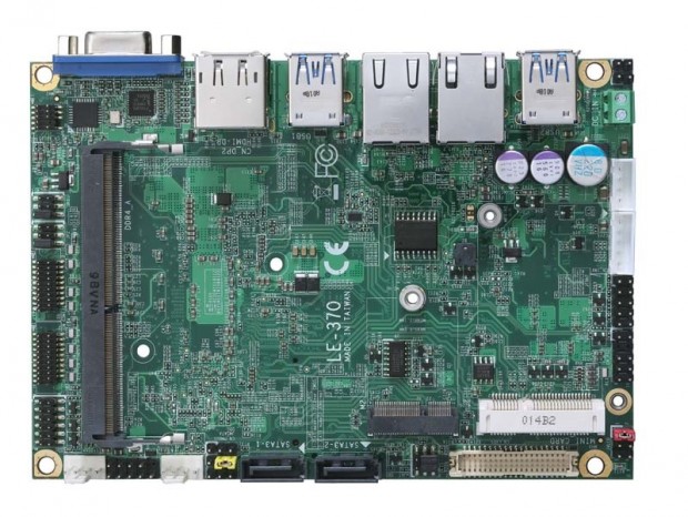 Tiger Lake UP3搭載の3.5インチサイズマザーボード、COMMELL「LE-37O」