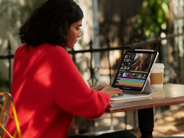 M1チップ搭載の最新「iPad Pro」登場。12.9インチ版はLiquid Retina