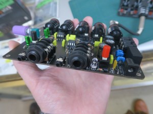 高性能オーディオミキサーを自作できる電子工作キットが3 680円で発売 エルミタージュ秋葉原