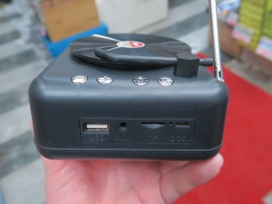 Record_speaker_1024x768d