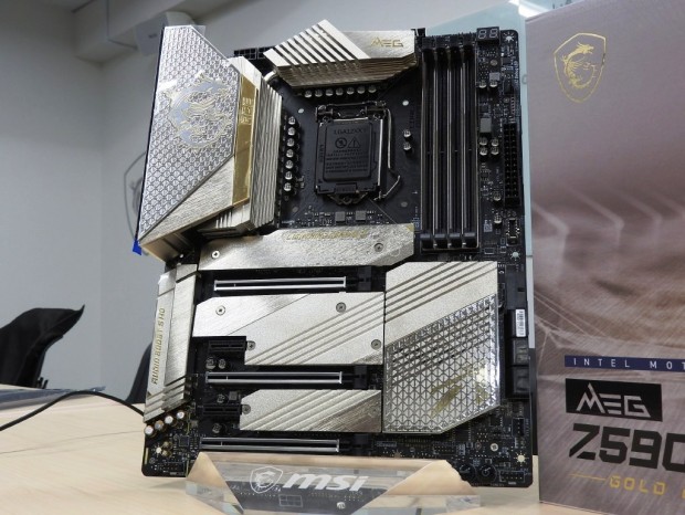 MSI「MEG Z590 ACE GOLD EDITION」検証:金箔とプラチナカラーで飾られた、かつてない豪華絢爛マザー - エルミタージュ秋葉原 MSI「MEG Z590 ACE GOLD EDITION」検証:金箔とプラチナカラーで飾られた、かつてない豪華絢爛マザー - エルミタージュ秋葉原