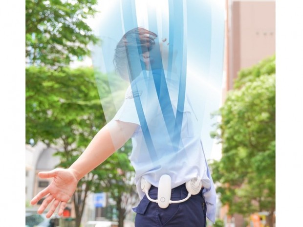 服の中を風が通り抜ける、サンコーのベルト装着型「W腰ベルトマッパファン」発売