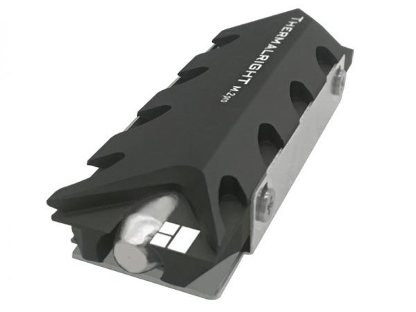 8mmヒートパイプ内蔵の高性能M.2 SSDヒートシンクがThermalrightから