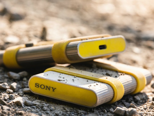 SONY ポータブルSSD SL-M1 1TB Amazon | ソニーSONY ポータブルSSD 外付け 1TB ハイスピード 防水防塵