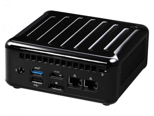 Elkhart Lake採用の小型ベアボーンキットがASRock Industrialから登場