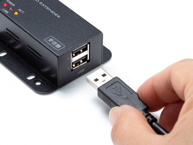 USBの接続距離を最大50m延長するエクステンダーがサンワサプライから