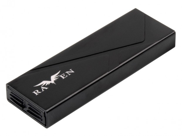 SilverStone、SATA/NVMe両対応のM.2 SSDポータブルケース「RVS03」
