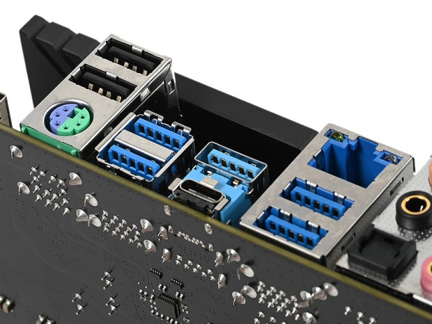 x570srip_08_1024x768