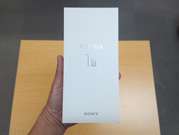 ソニー最新フラッグシップ「Xperia 1 III」の海外SIMフリー版が入荷。価格は約16万円 - エルミタージュ秋葉原