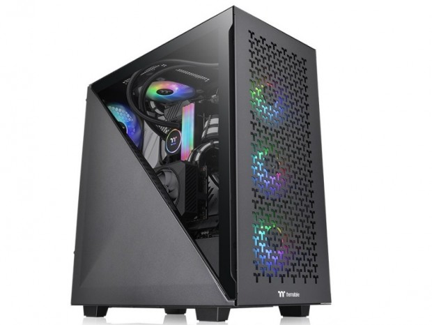 三角窓のミドルタワー、Thermaltake「Divider 300 TG」に高エアフローモデル追加