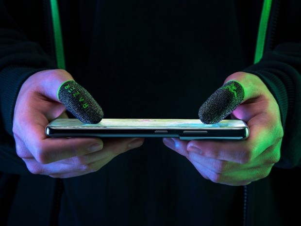 低摩擦・高感度なスマホゲーム向けゲーミング指サック「Razer Gaming Finger Sleeve」