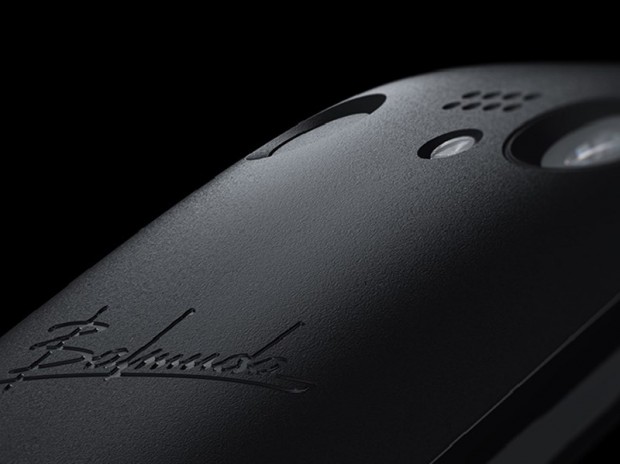 デザイン家電のバルミューダ、5Gスマートフォン「BALMUDA Phone」を来週発売