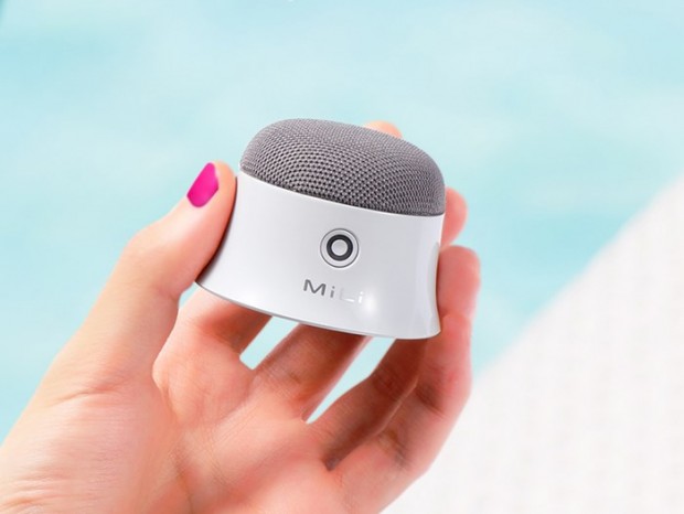 スマホに貼り付けて使えるMagSafeポータブルスピーカー「MiLi Mag-SoundMate」