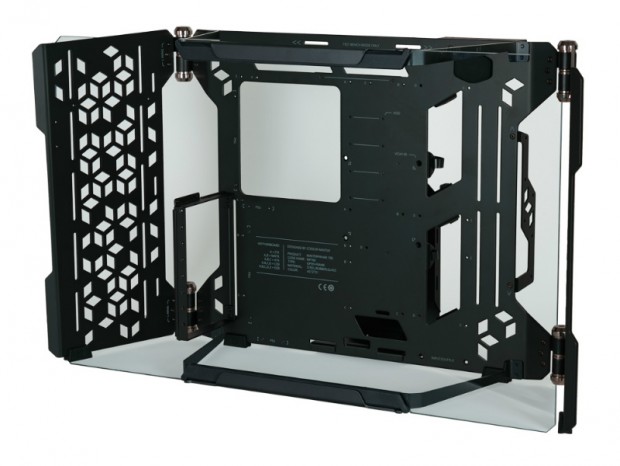 ベンチ台としても使えるオープンフレームフルタワー、Cooler Master「MASTERFRAME 700」