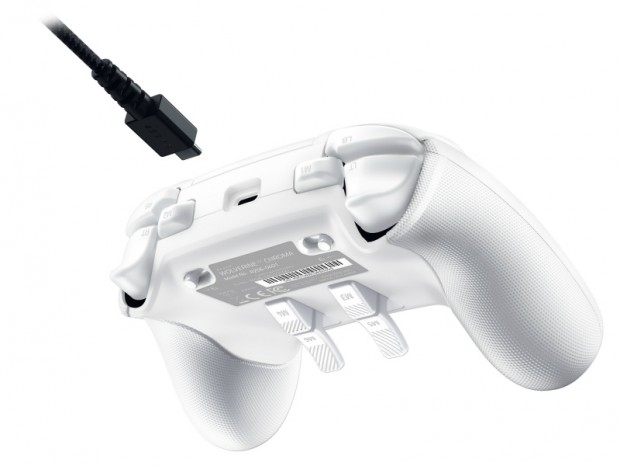 Razer、メカタクタイルボタン採用の有線ゲーミングコントローラにホワイトモデル追加