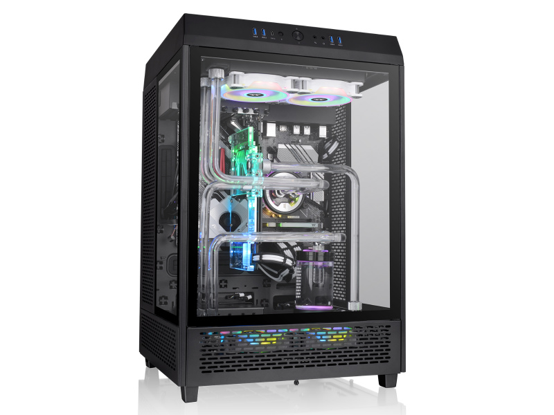 Thermaltake、3面強化ガラスの魅せるタワー型PCケース最新作「The