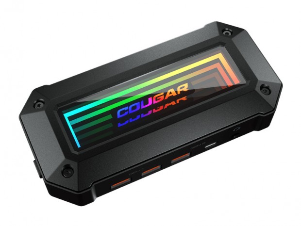 RGBイルミネーション搭載の10ポートドッキングステーション、COUGAR「DS10」
