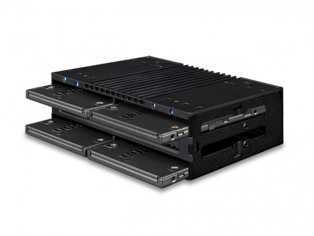 5.25インチベイに4台の2.5インチドライブを搭載できるリムーバブルラックがICY DOCKから