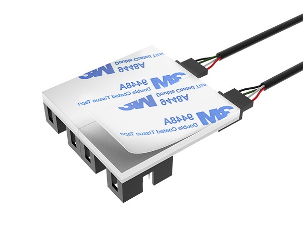 USB2.0 9pinヘッダを4系統に分岐するハブケーブル、Akasa「AK-CBUB64-30BK」
